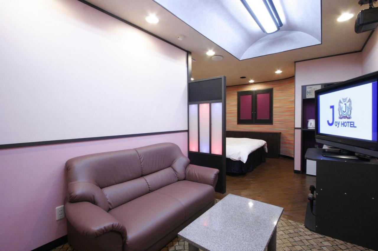 Hotel Joy (Adults Only) كوماكي المظهر الخارجي الصورة